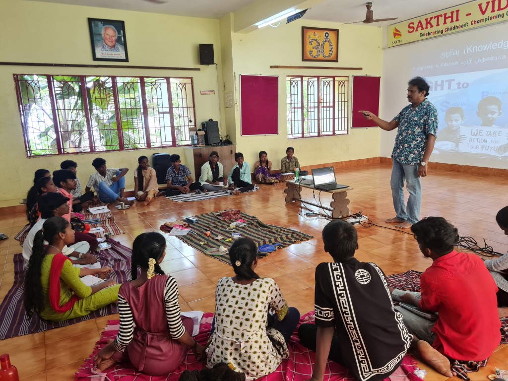 07_Young_Facilitators_Training-15