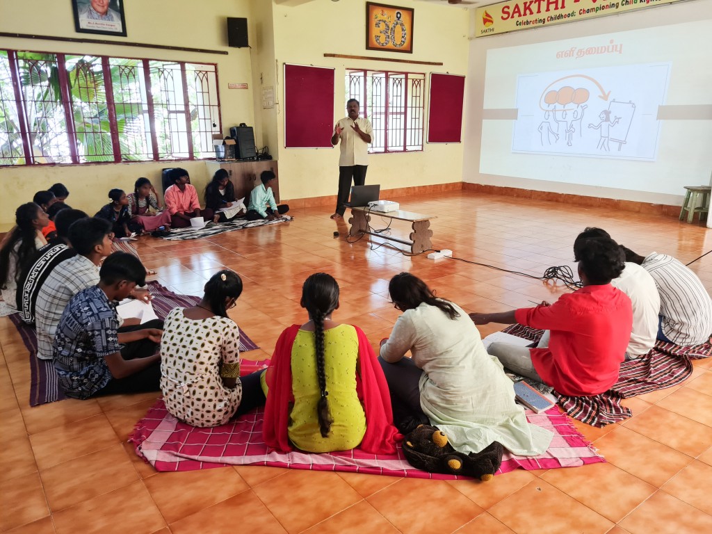 08_Young_Facilitators_Training-4